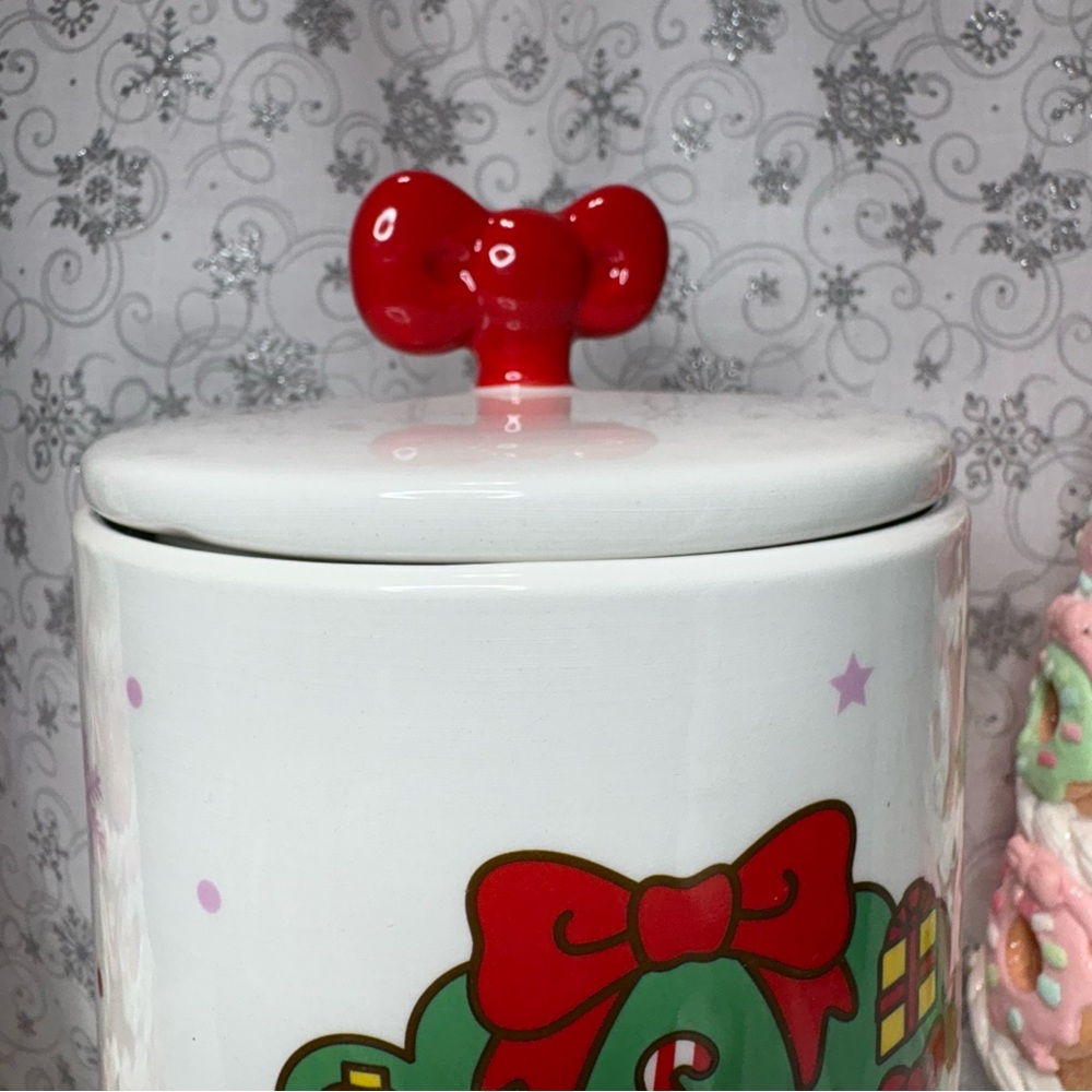 Sanrio Christmas Hello Kitty Wreath Snowflake Canister Cookie Jar w/Bow Topper - Picture 5 of 12
